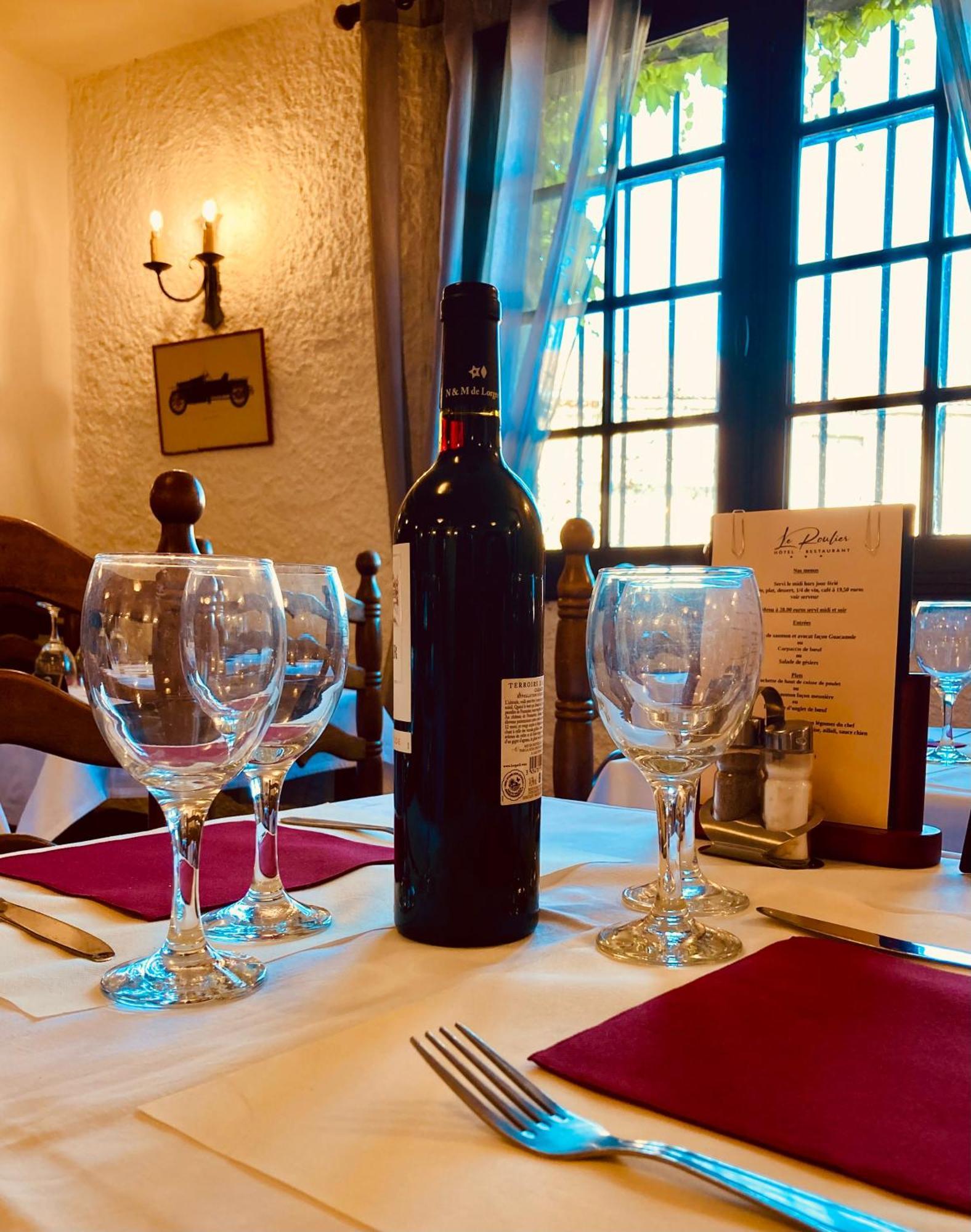 Logis Hotel Restaurant Le Top Du Roulier Capendu Екстериор снимка